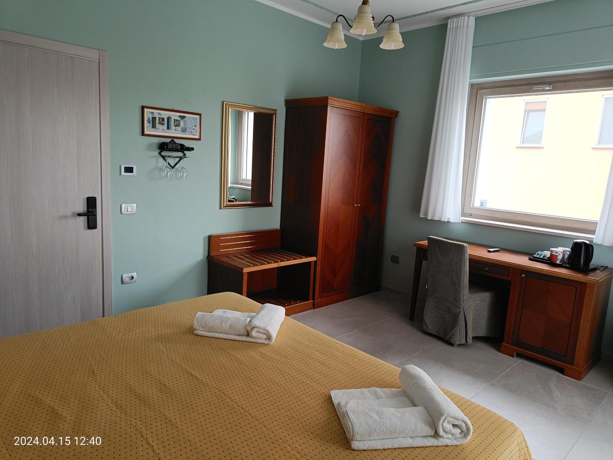 Villa Mariana Bed And Breakfast Saluzzo Buitenkant foto