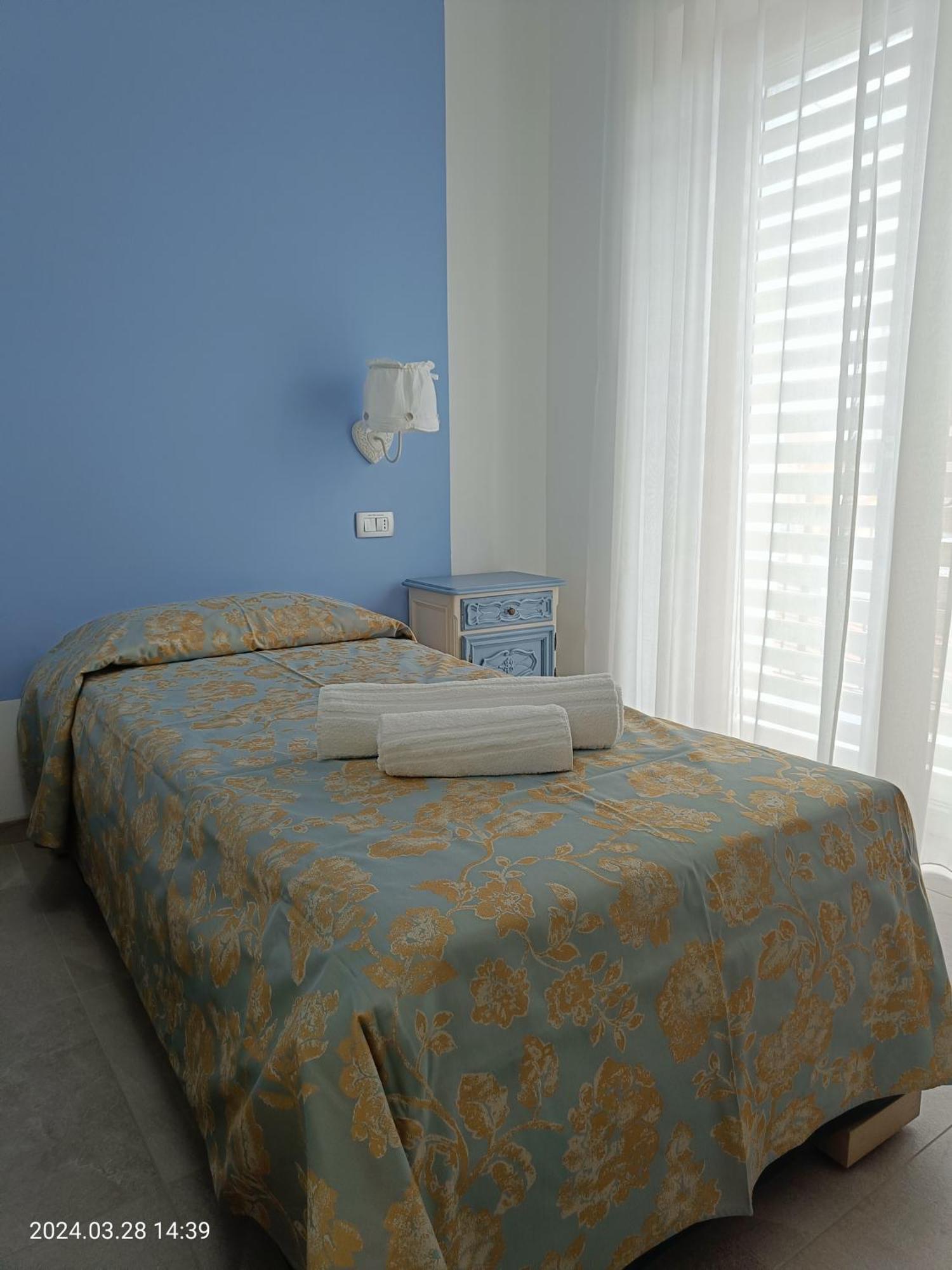 Villa Mariana Bed And Breakfast Saluzzo Buitenkant foto